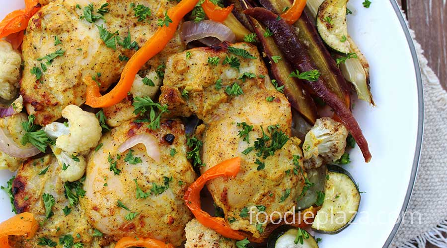Курица тандури, запеченная с овощами в духовке